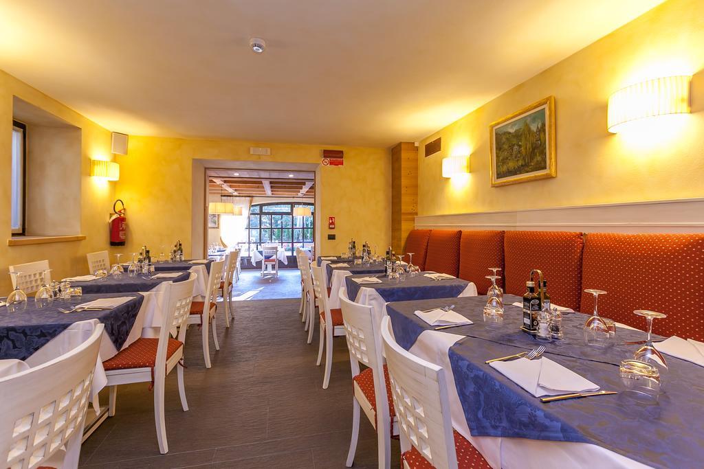 Hotel Lo Scoiattolo Courmayeur Ngoại thất bức ảnh