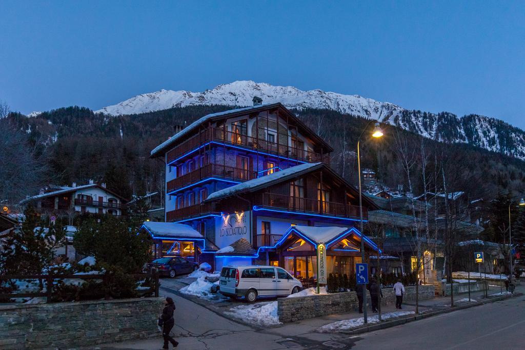 Hotel Lo Scoiattolo Courmayeur Ngoại thất bức ảnh