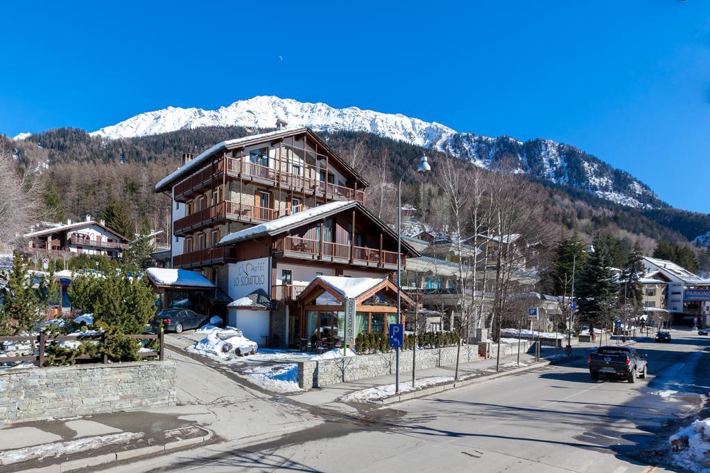 Hotel Lo Scoiattolo Courmayeur Ngoại thất bức ảnh