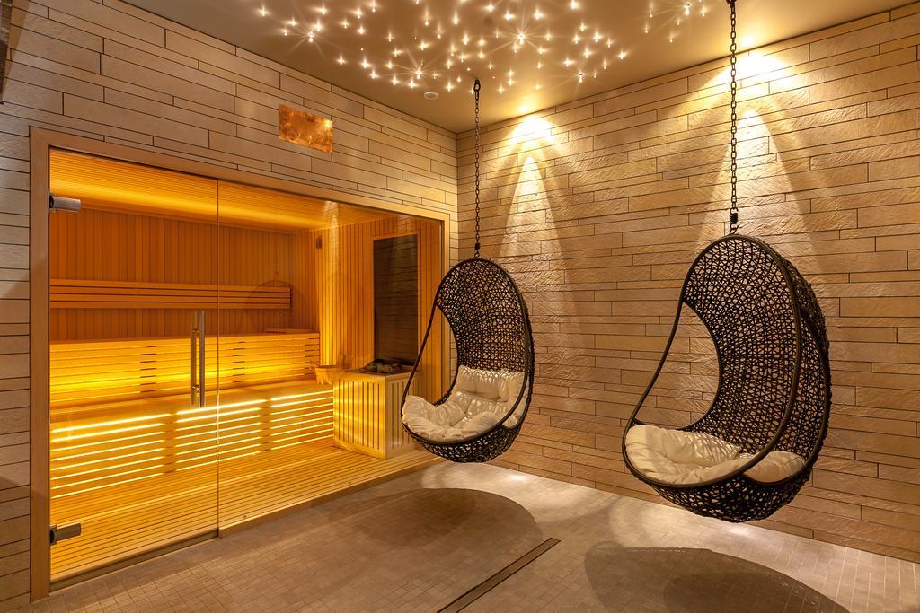 Hotel Lo Scoiattolo Courmayeur Ngoại thất bức ảnh